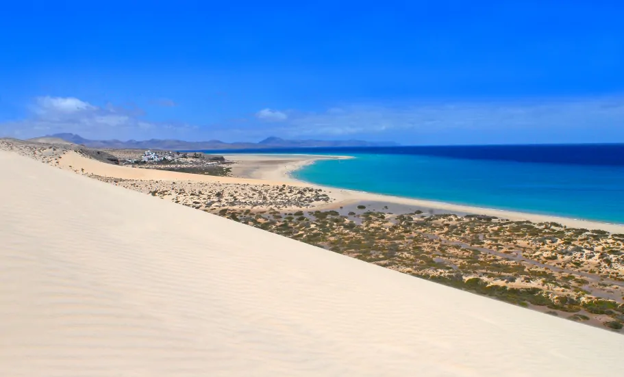 Your next holiday destination is waiting for you: Fuerteventura
