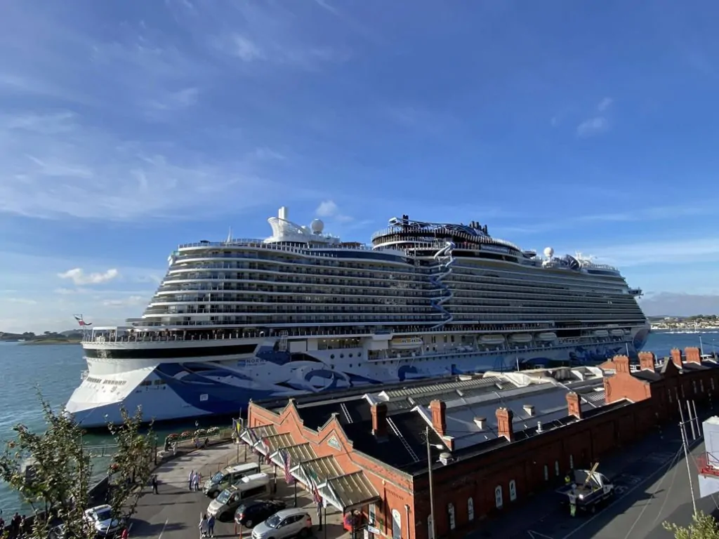 Norwegian Prima